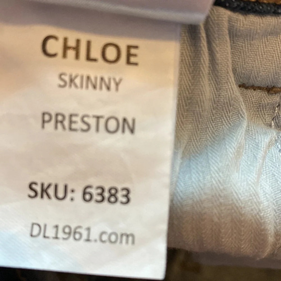 DL1961 Chloe Denim Jeans Preston Wash Raw Distressed Released Hem Like New 10 - Picture 9 of 12